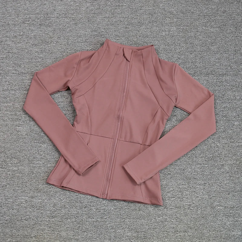 Blush Motion – Jaqueta Feminina Esportiva Rosa com Modelagem Ajustada e Estilo Moderno
