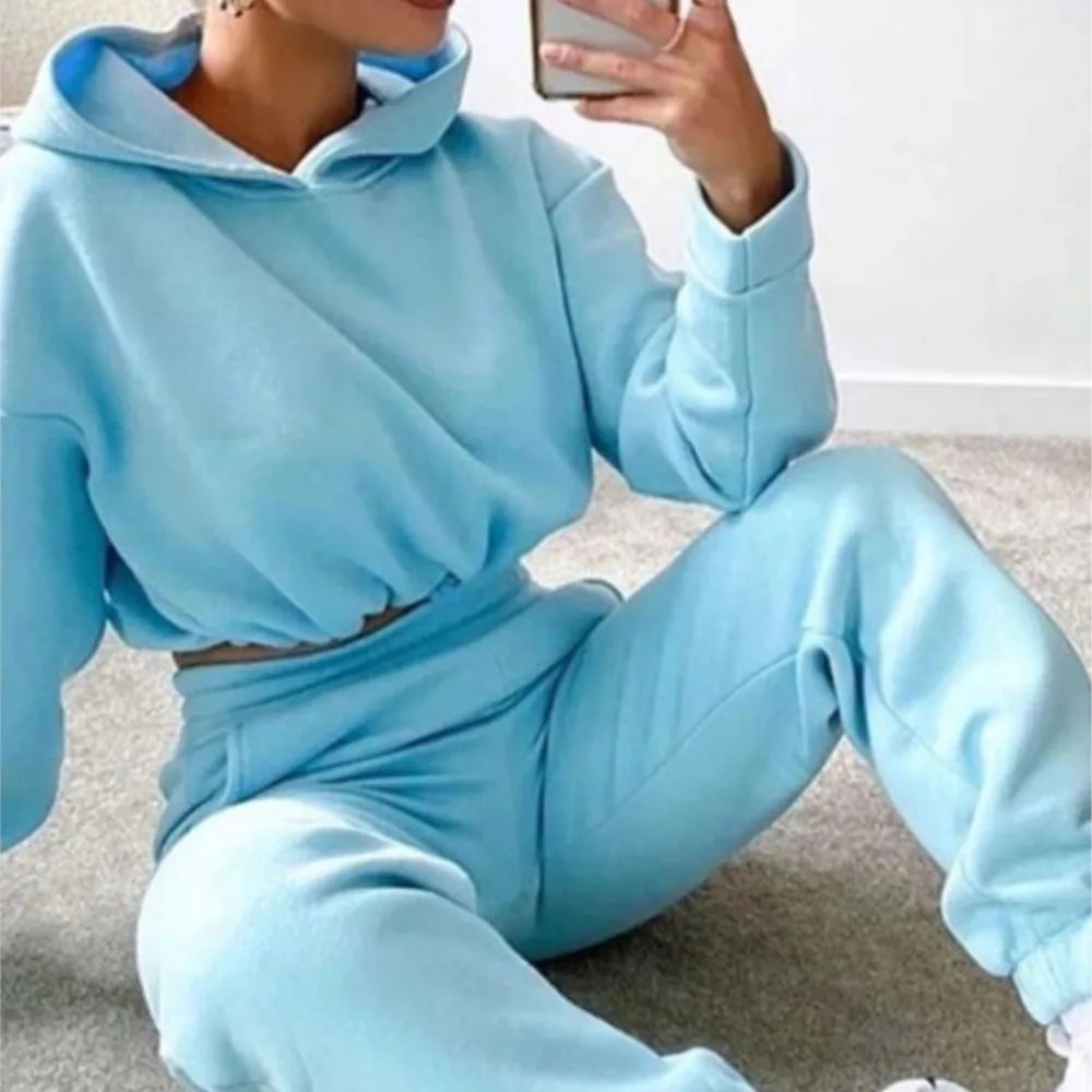 Emerald Ease – Conjunto Feminino de Moletom Oversized Verde Menta com Estilo Confort Premium
