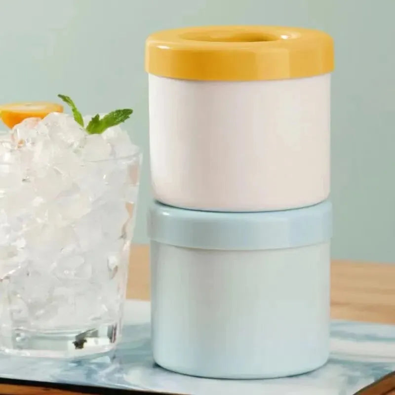 Frost Cube – Forma Portátil de Gelo com Design Inovador e Armazenamento Prático
