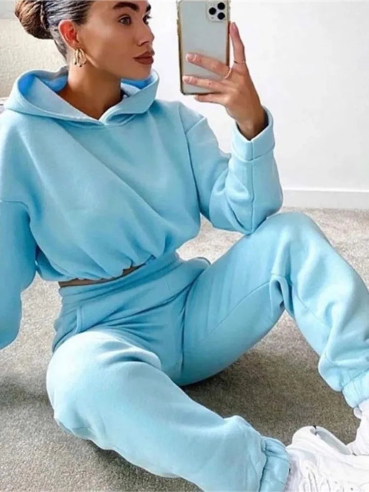 Emerald Ease – Conjunto Feminino de Moletom Oversized Verde Menta com Estilo Confort Premium
