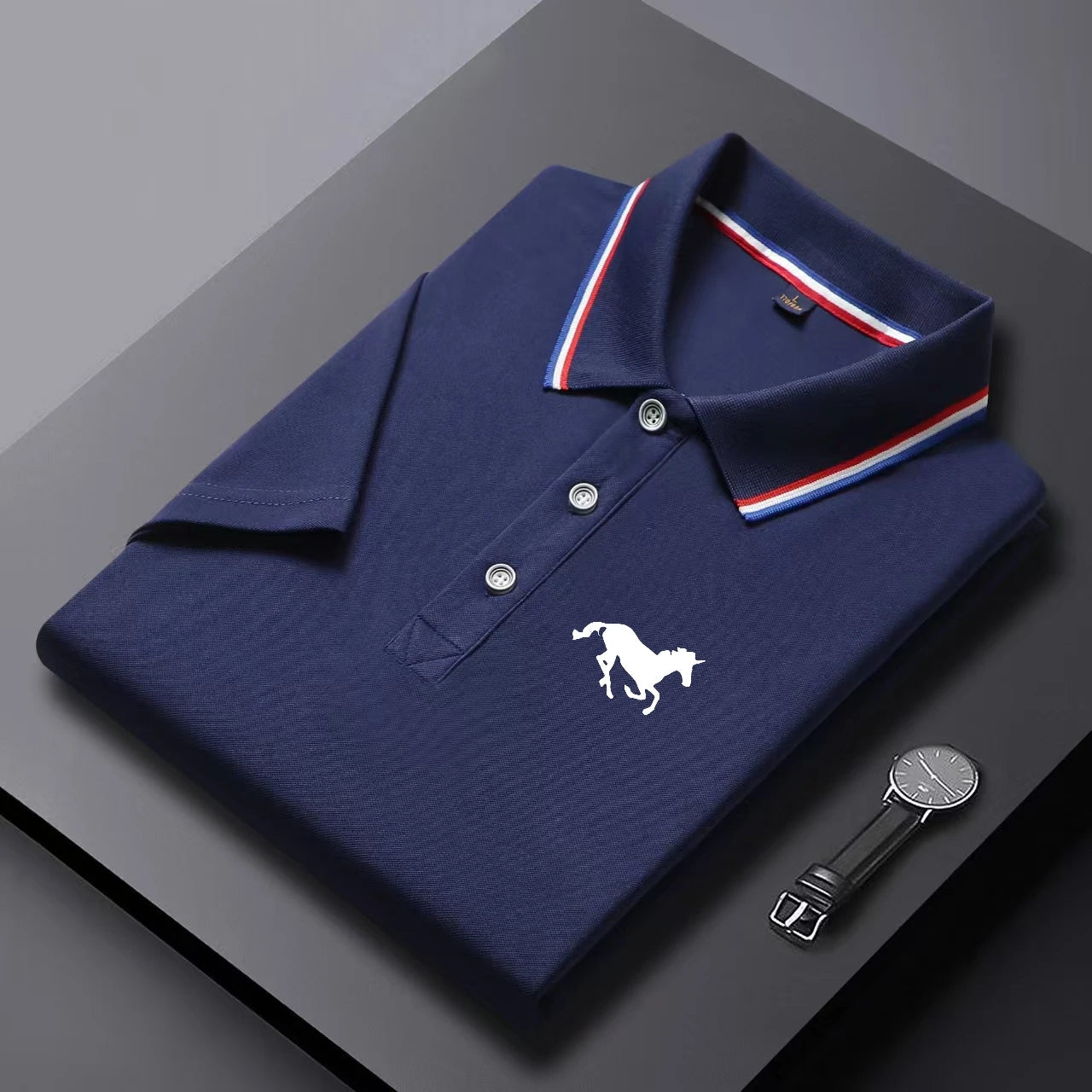 Urban Rider – Camisa Polo Masculina Preta com Detalhe Tricolor e Bordado Exclusivo
