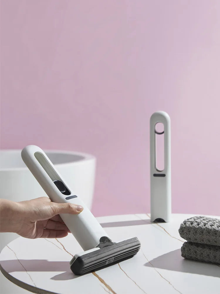 Urban Clean – Mini Mop Portátil Dobrável com Autoespremer e Esponja Absorvente (COMPRE 1 LEVE 2)