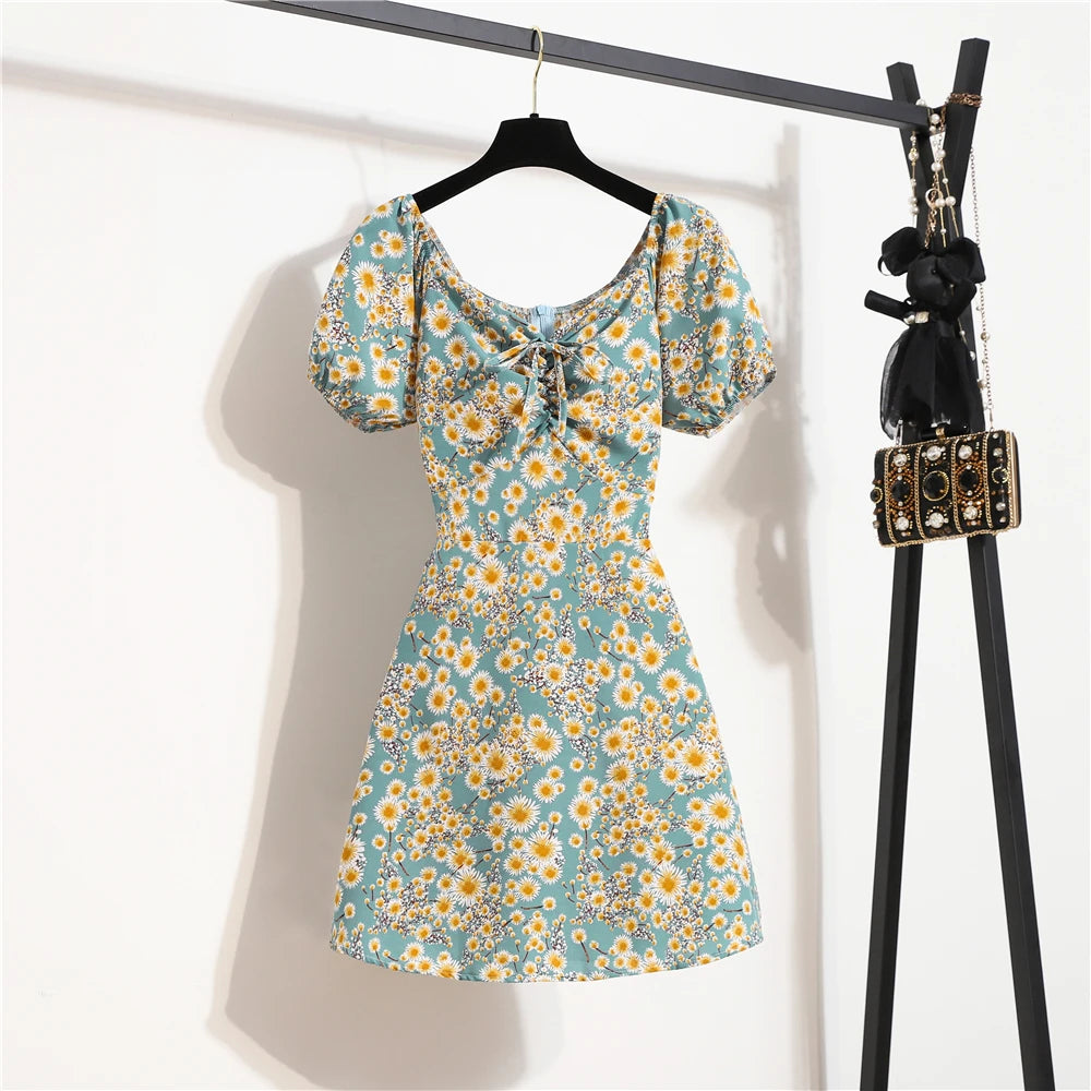 Flora Charm – Vestido Curto Feminino com Manga Bufante e Estampa Floral Romântica